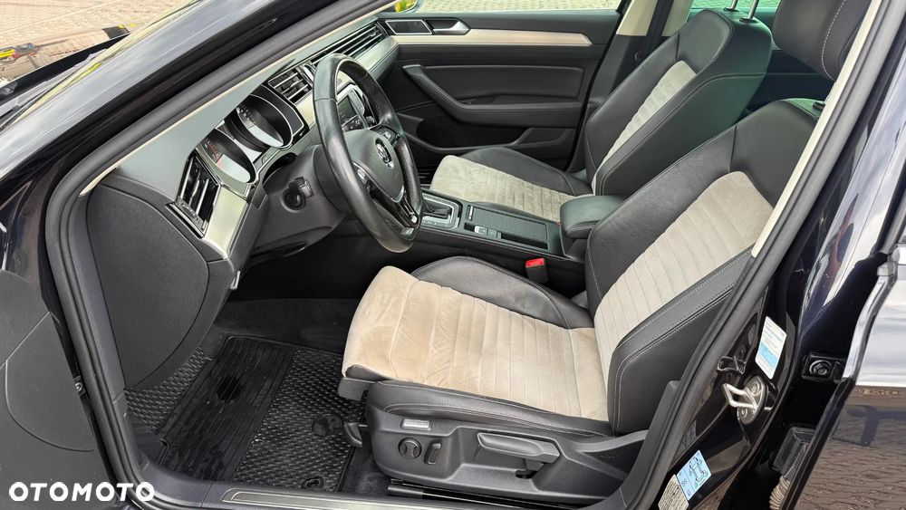 Volkswagen Passat 1.8 TSI BMT Highline DSG - 27