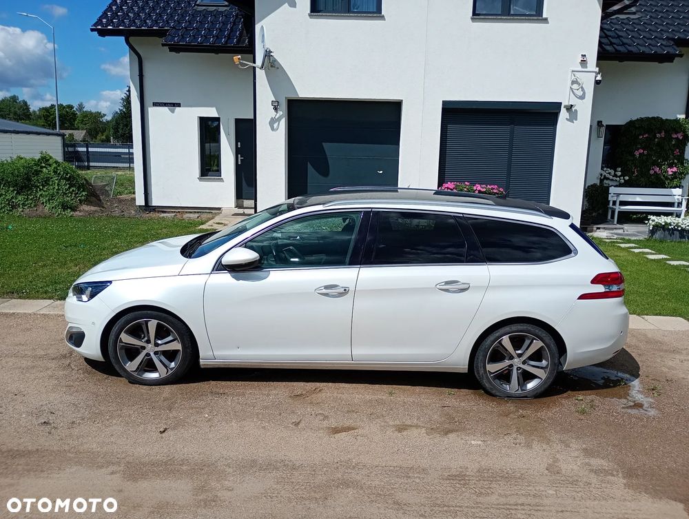 Peugeot 308 1.2 PureTech Allure S&S - 2