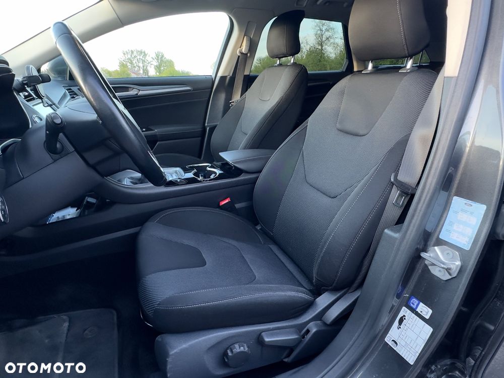 Ford Mondeo - 8