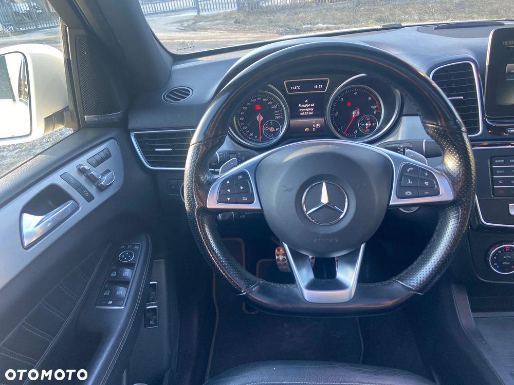Mercedes-Benz GLE 350 d 4Matic 9G-TRONIC AMG Line - 13