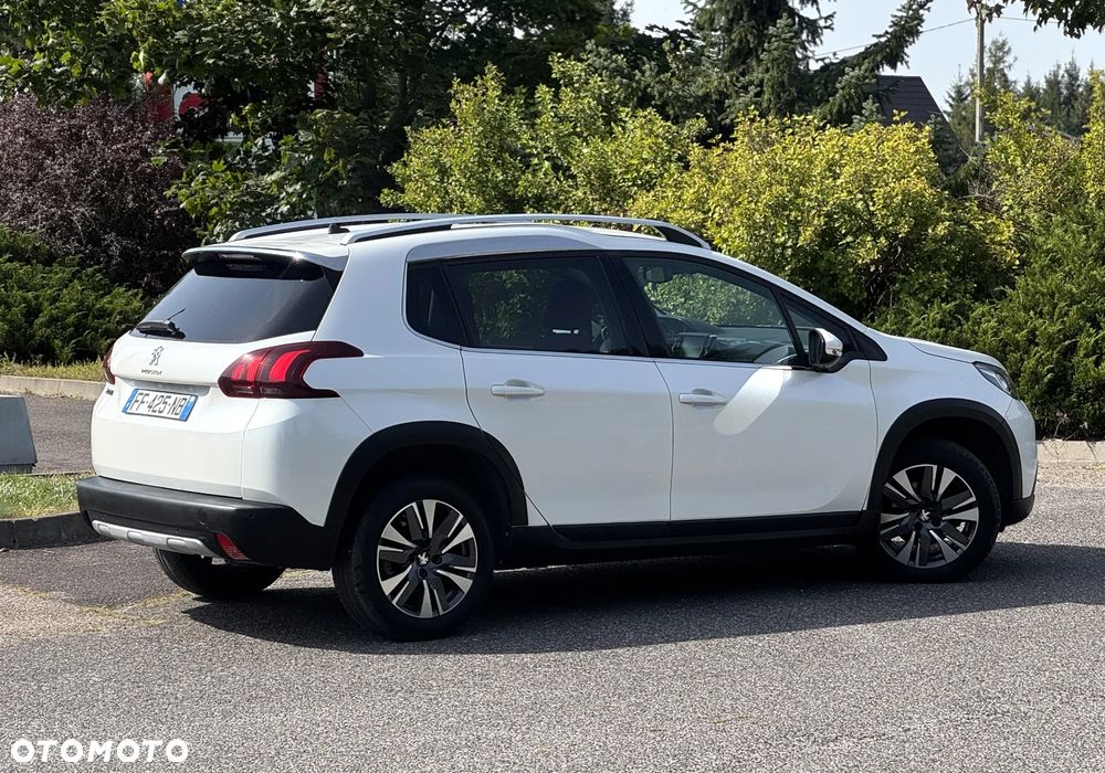 Peugeot 2008 PureTech 110 GPF Stop&Start EAT6 Allure - 20