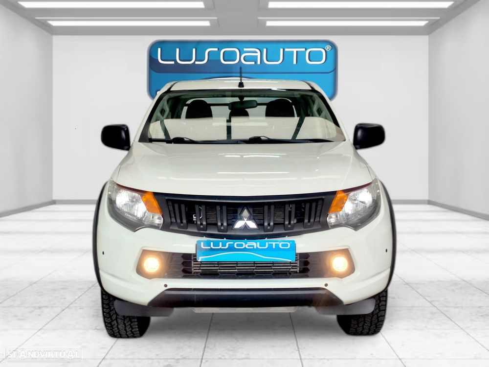 Mitsubishi L200 2.4 DI-D CD Space Cab Invite 2WD - 3