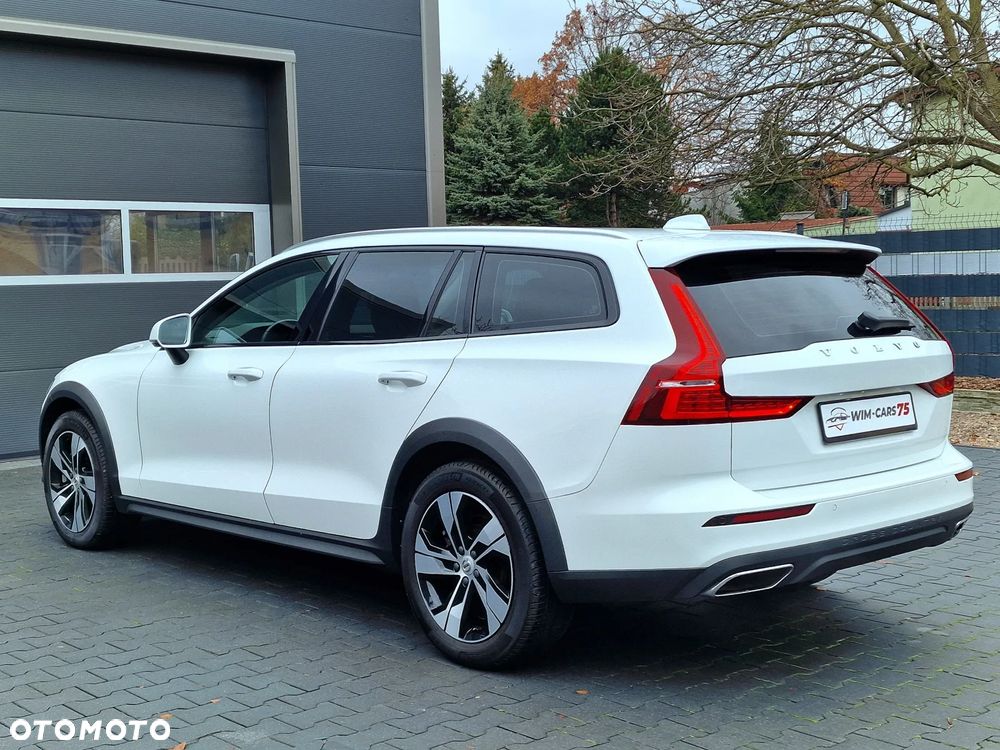 Volvo V60 Cross Country D4 AWD Geartronic - 10