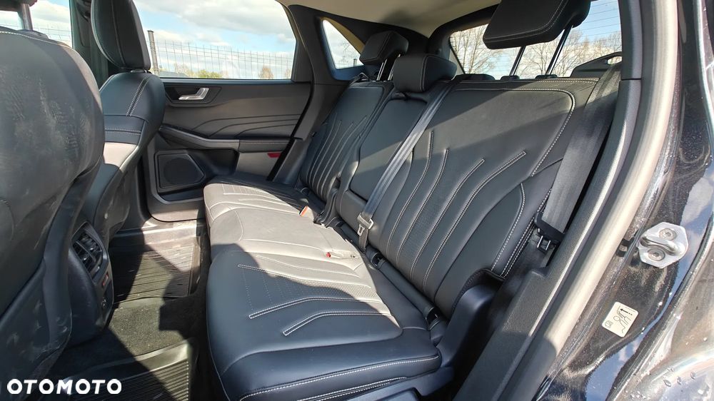 Ford Kuga - 11