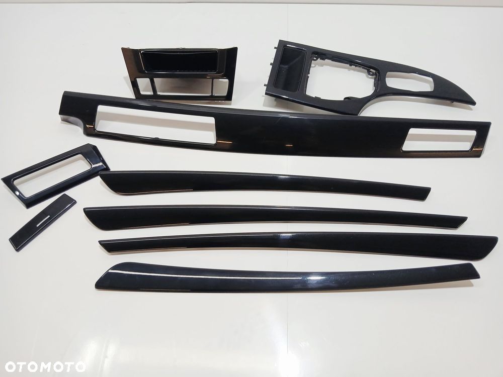 DEKORY LISTWY OZDOBNE BMW E60 7129233 EUROPA - 1