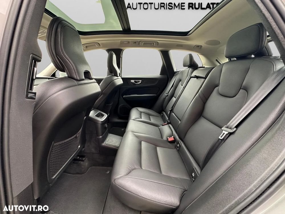 Volvo XC 60 Recharge T6 Twin Engine eAWD Inscription Expression - 13