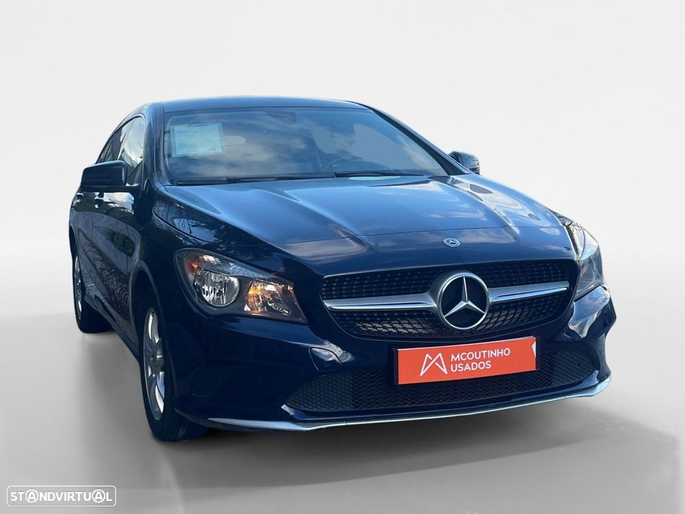 Mercedes-Benz CLA 180 d Shooting Brake AMG Line - 7