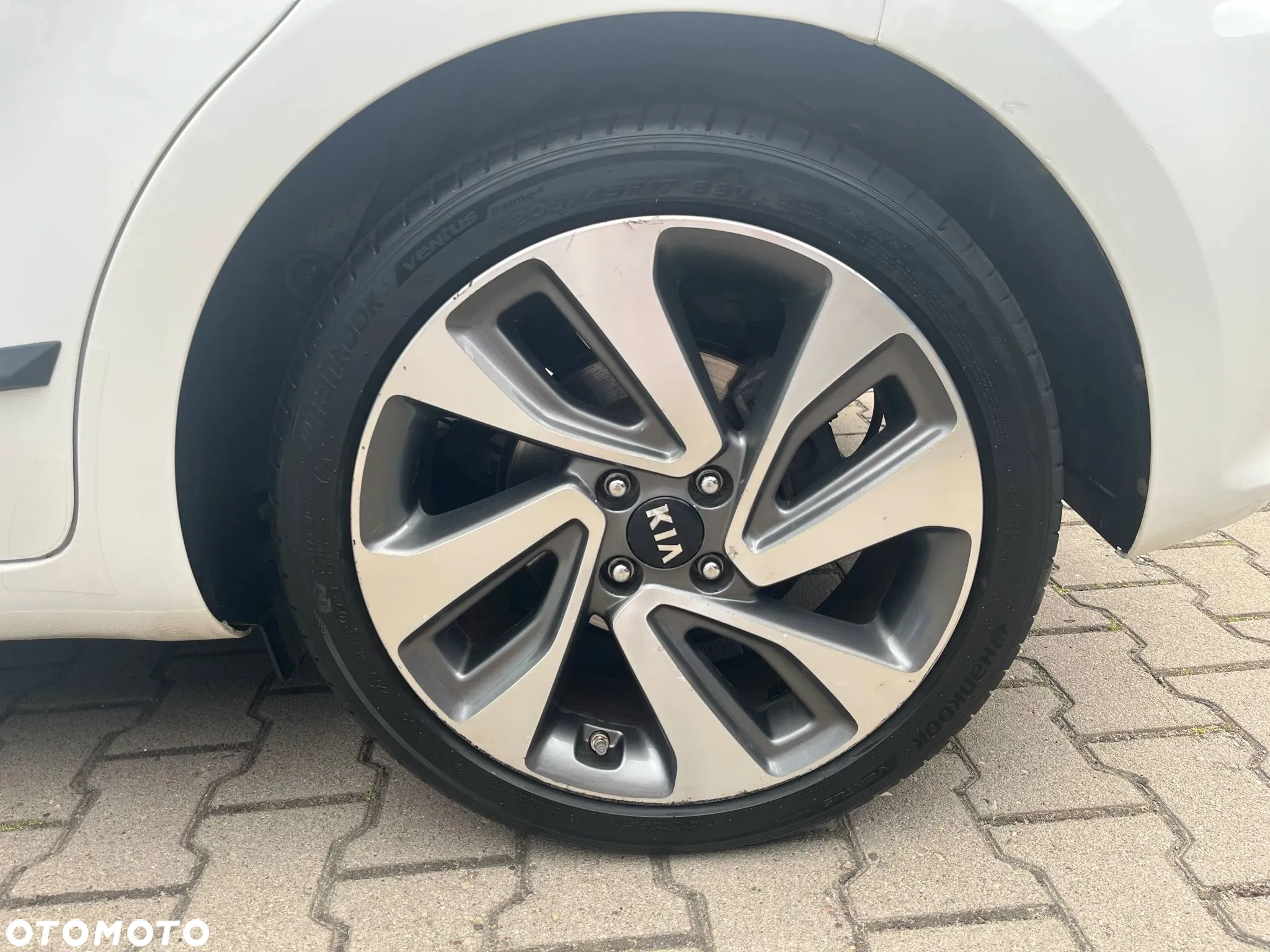 Kia Rio 1.4 Business Line Plus - 25
