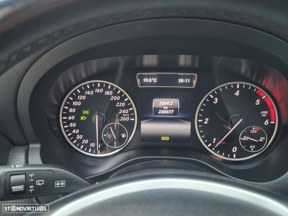 Mercedes-Benz A 180 - 8