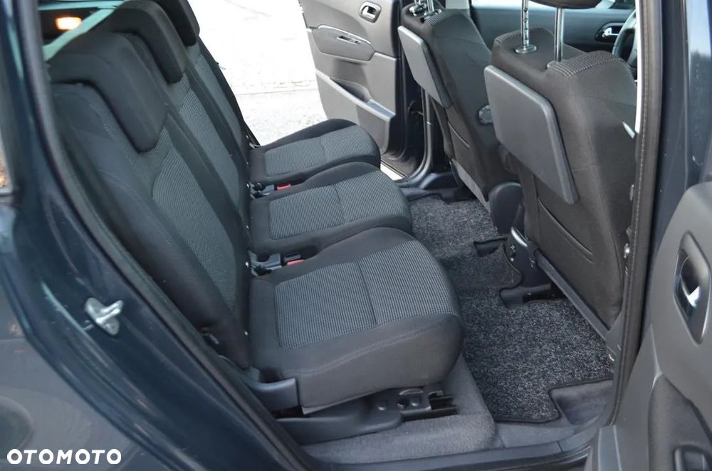 Peugeot 5008 HDI 160 Automatik Business-Line - 27