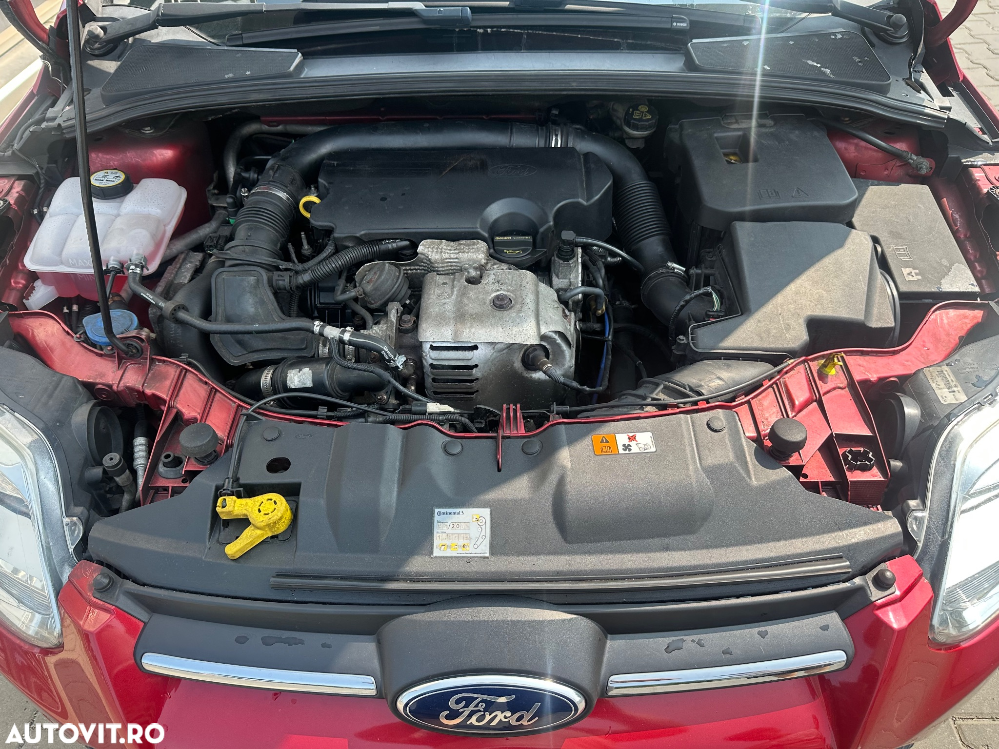 Ford Focus Turnier 1.0 EcoBoost Start-Stopp-System SYNC Edition - 16