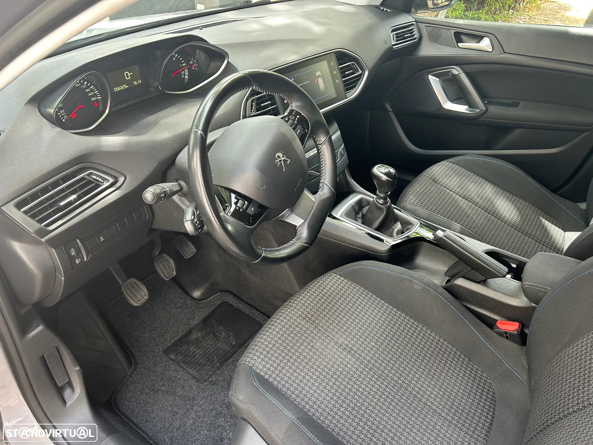 Peugeot 308 SW 1.5 BlueHDi Style - 14