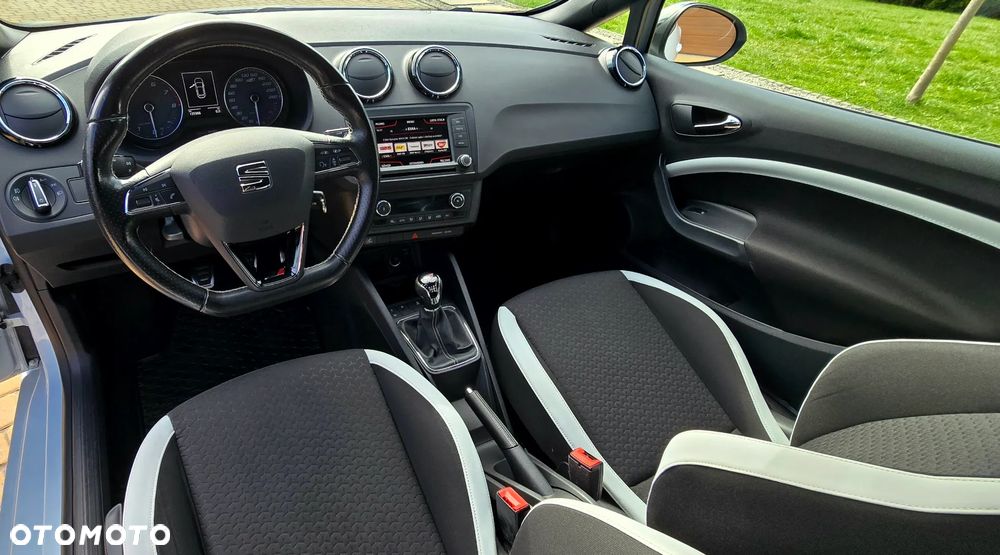 Seat Ibiza SC 1.8 TSI S&S Cupra - 24