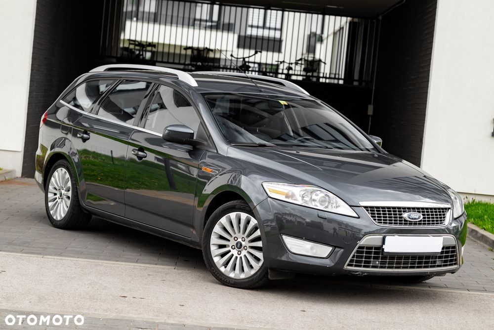 Ford Mondeo SW 2.5 Titanium - 2