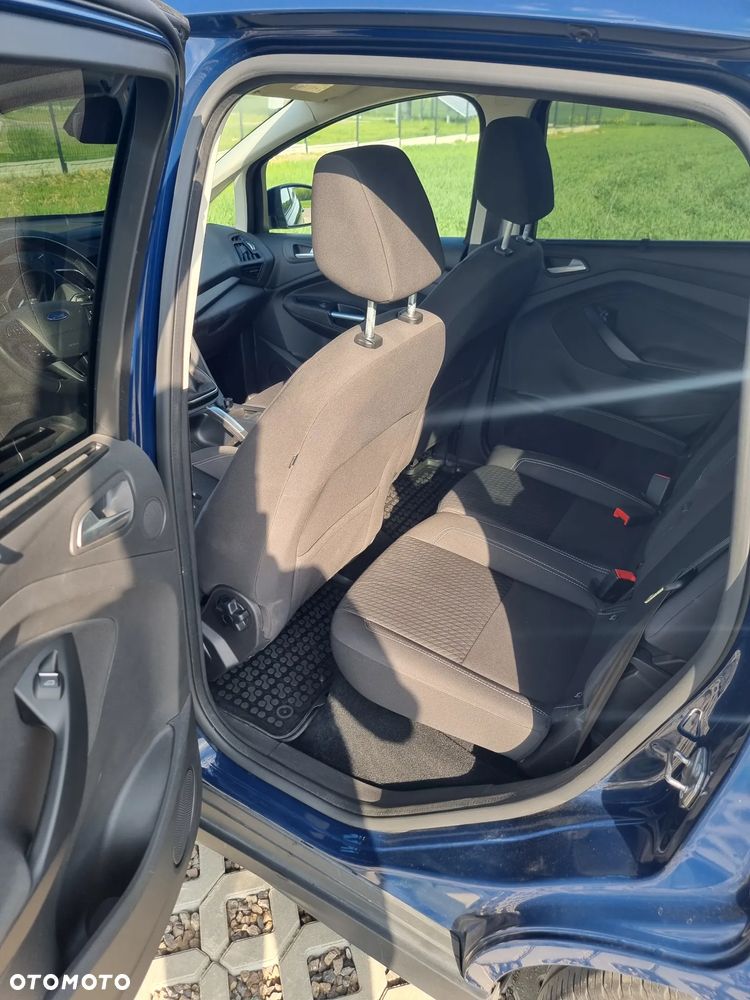 Ford C-MAX - 13