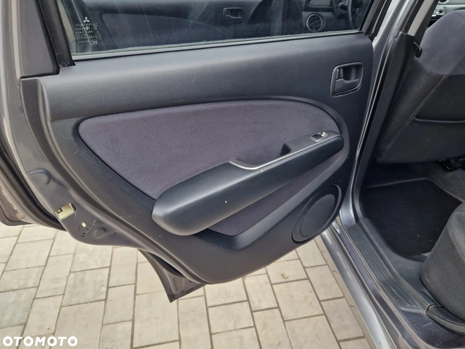 Mitsubishi Outlander 2.0 Comfort - 25