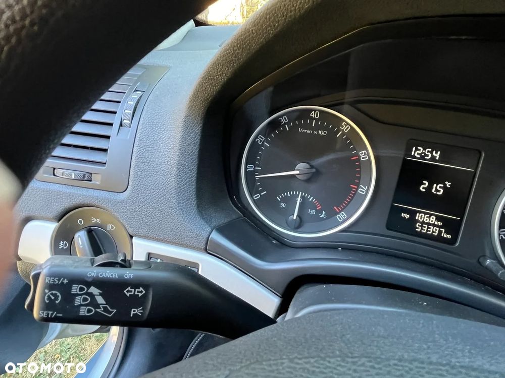 Skoda Octavia 1.6 Ambition - 6