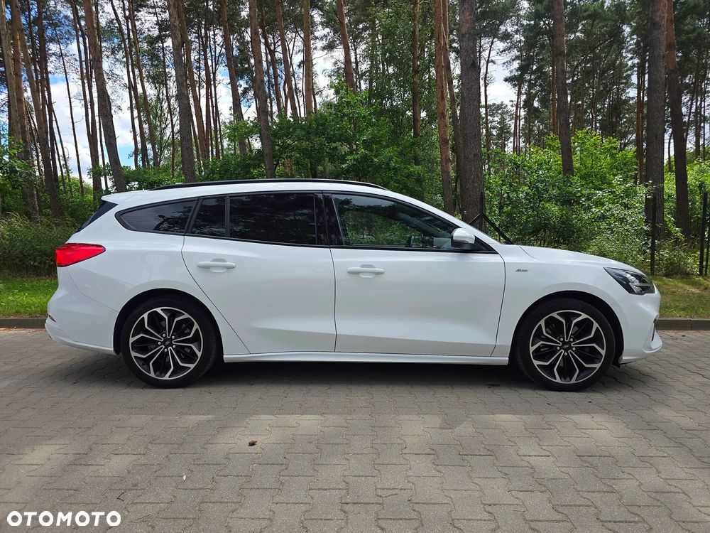 Ford Focus 1.5 EcoBoost ST-Line - 27
