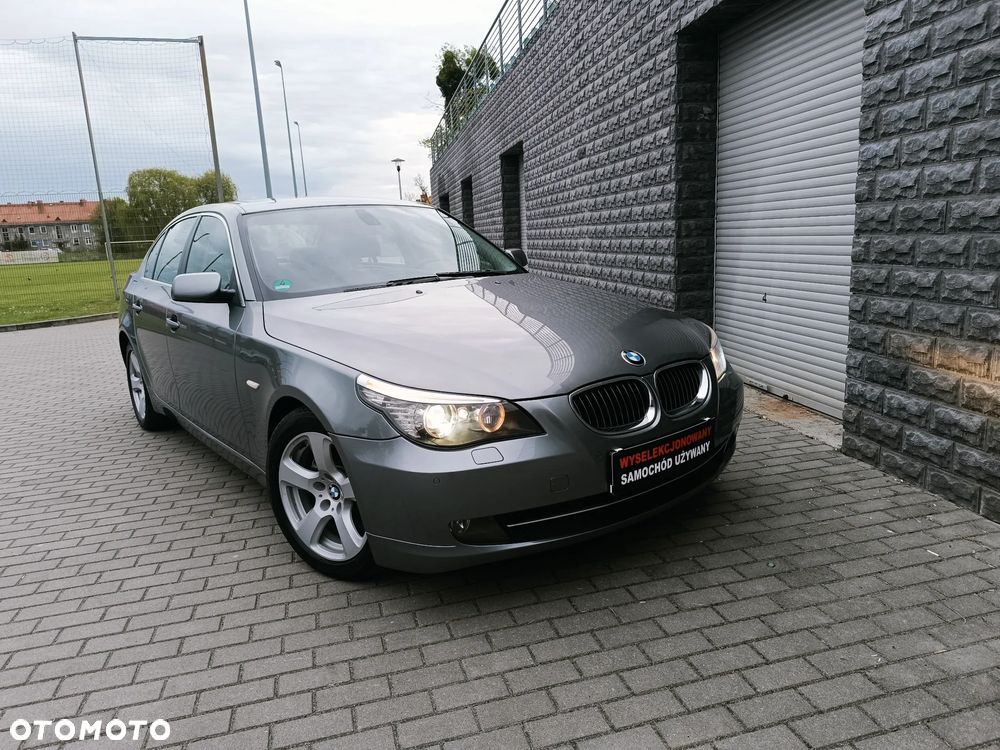 BMW Seria 5 525i - 1