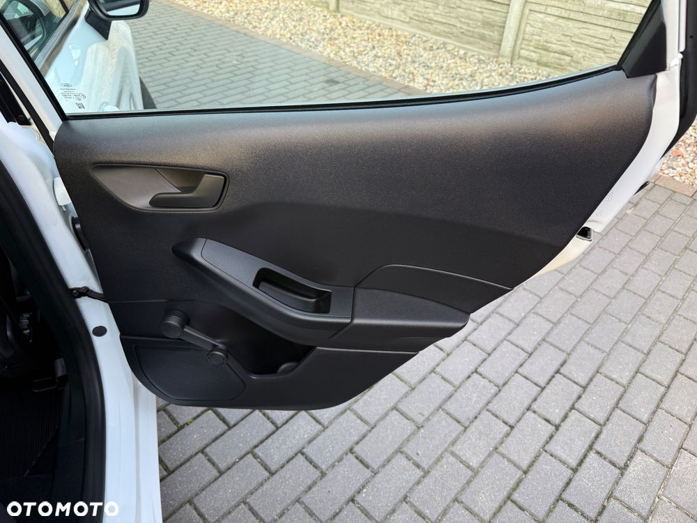 Ford Fiesta 1.1 Titanium - 16