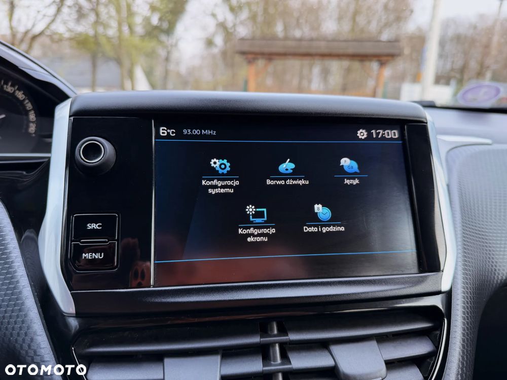 Peugeot 2008 PureTech 130 Stop&Start EAT6 Allure - 25