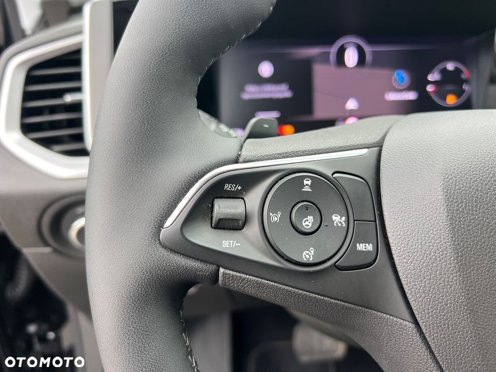 Opel Grandland 1.2 T GS Line S&S - 29