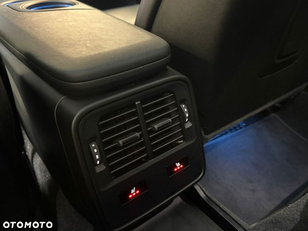 Porsche Taycan 105kWh Performance Plus - 30