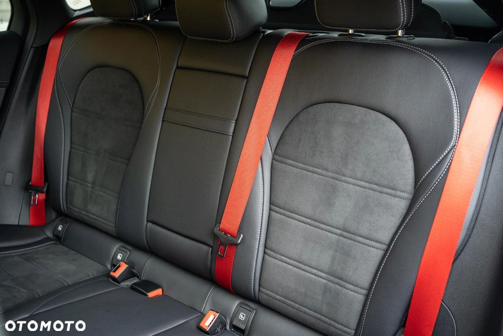 Mercedes-Benz GLC AMG 63 S 4Matic+ AMG Speedshift MCT 9G - 18