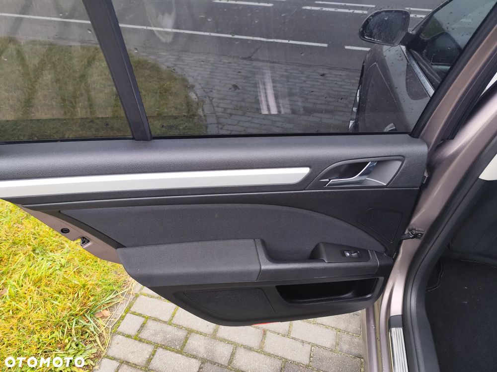 Skoda Superb 2.0 TDI Family - 6