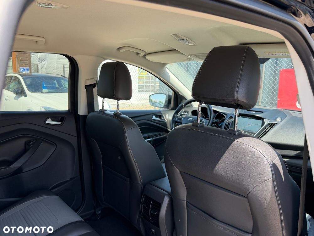 Ford Kuga - 9