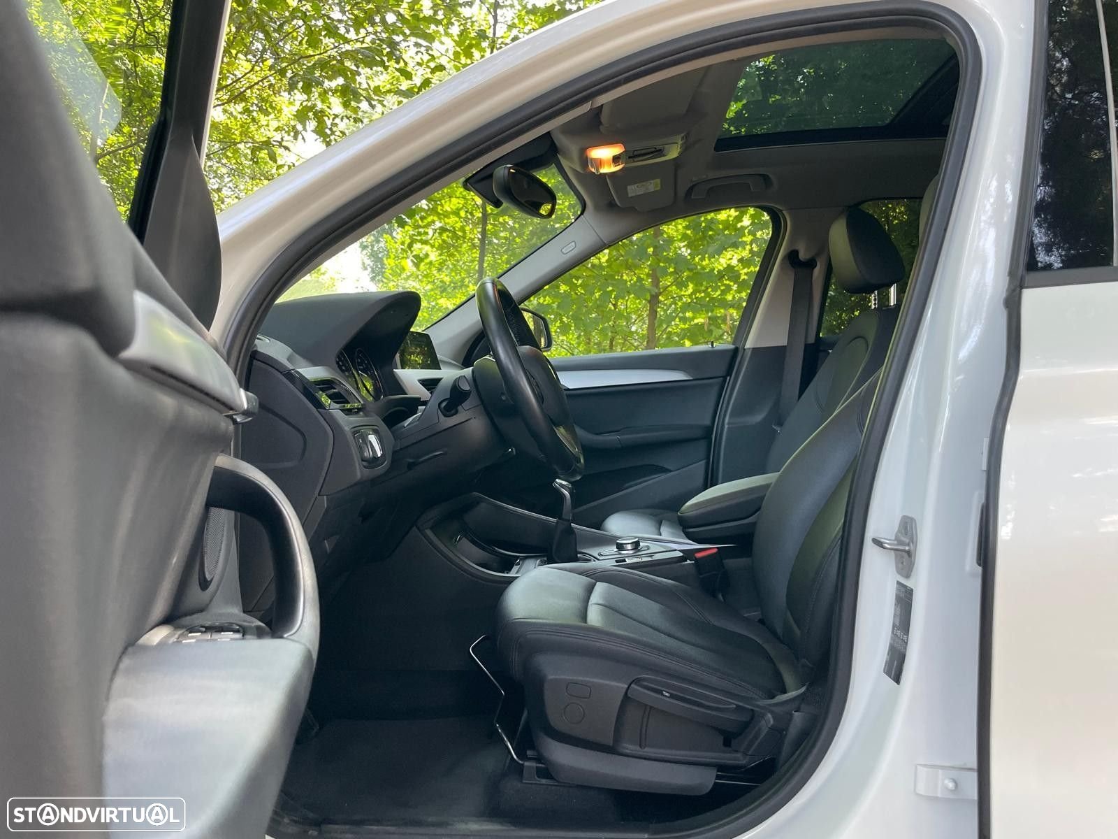BMW X1 18 i sDrive Line Sport - 33