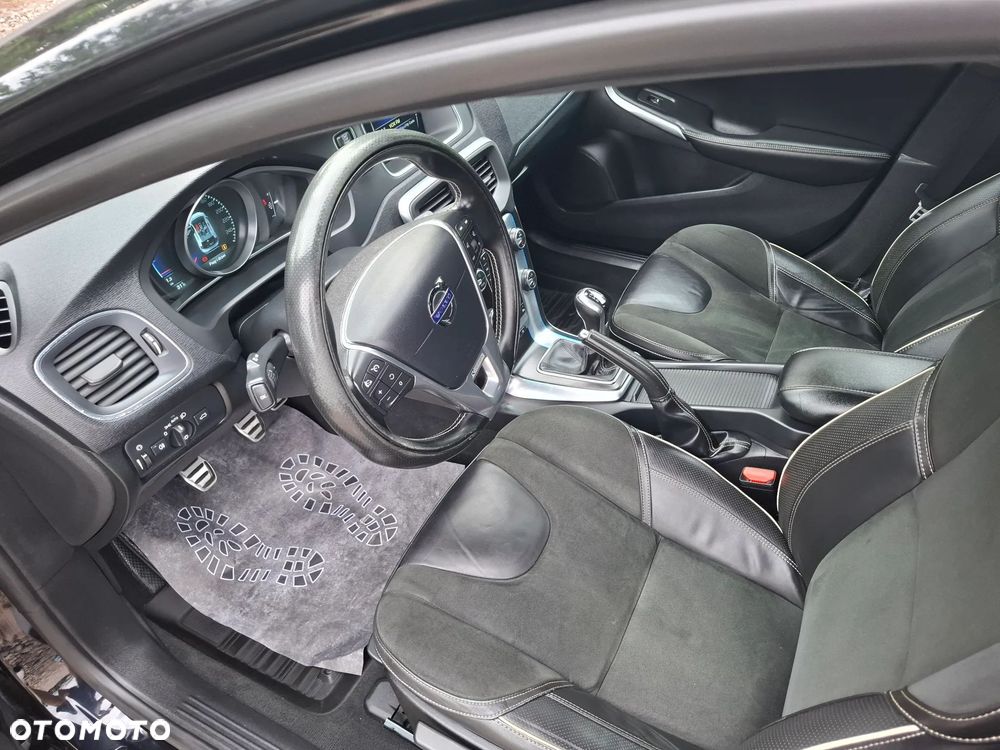 Volvo V40 D4 RDesign - 21
