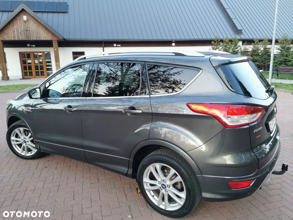 Ford Kuga 1.5 EcoBoost 2x4 Titanium - 12