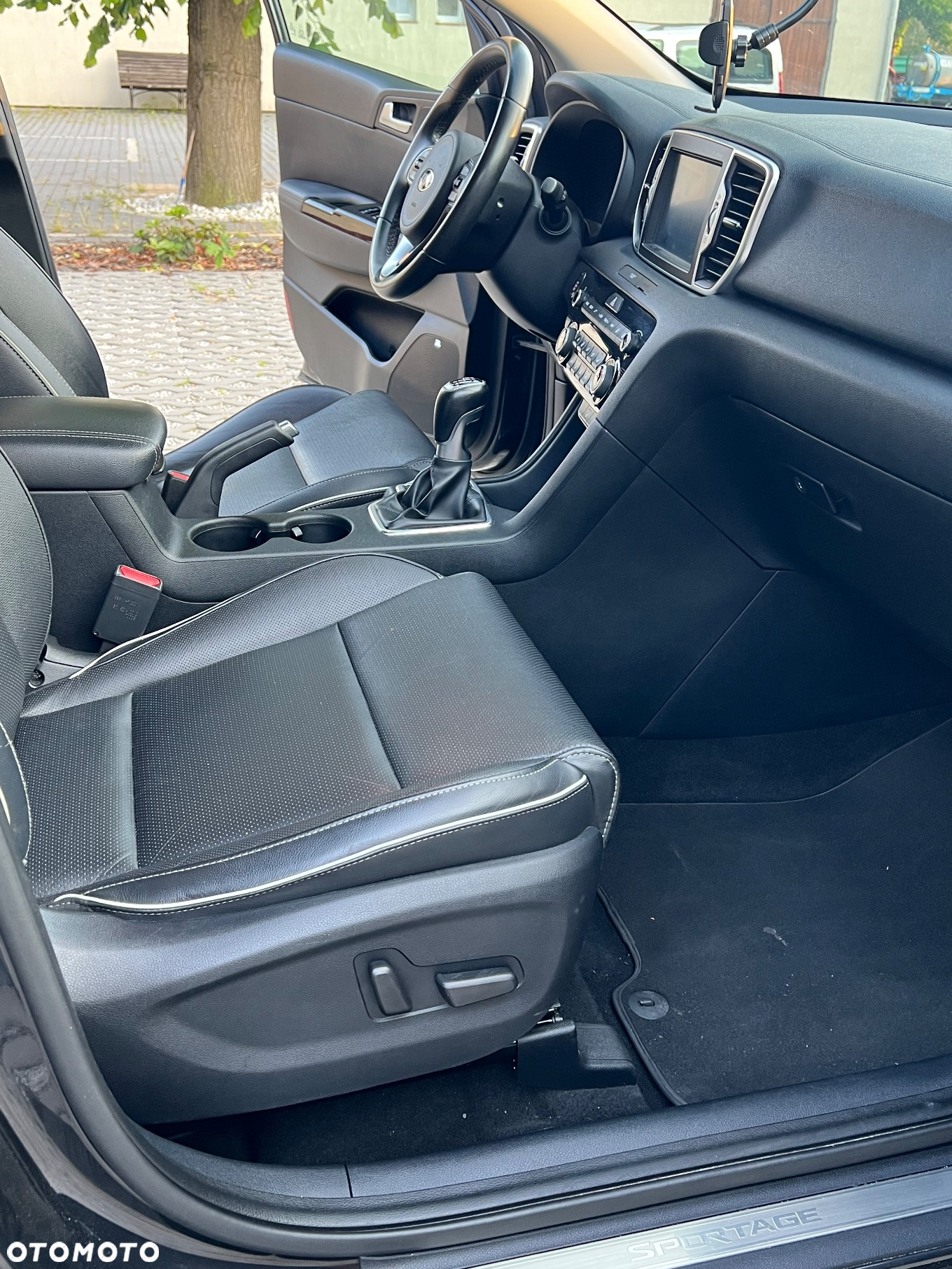 Kia Sportage - 10