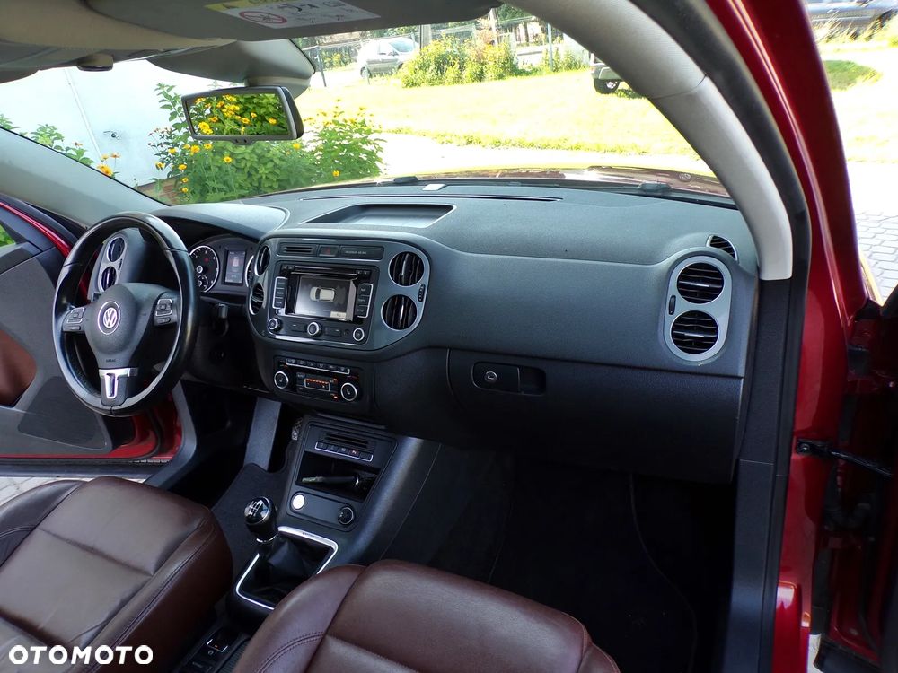 Volkswagen Tiguan 2.0 TDI DPF 4Motion BlueMotion Technology Exclusive - 16