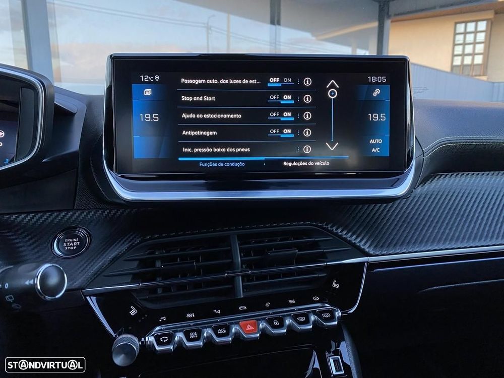 Peugeot 2008 1.2 PureTech GT EAT8 - 19