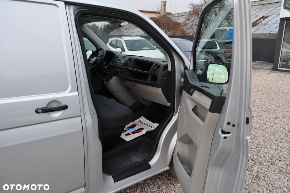 Volkswagen Transporter - 13
