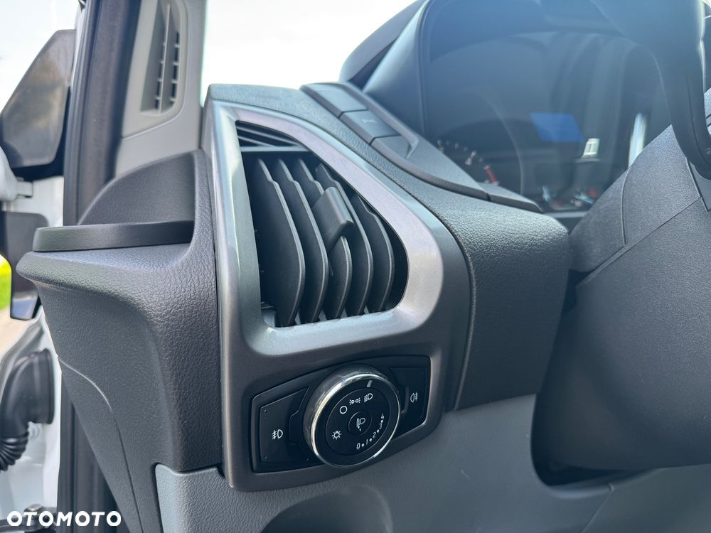 Ford Transit custom - 15