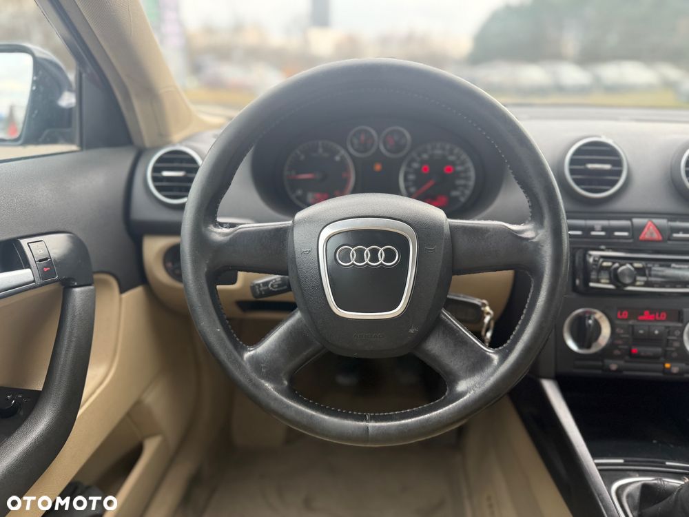 Audi A3 Sportback 1.9 TDI Ambition - 25