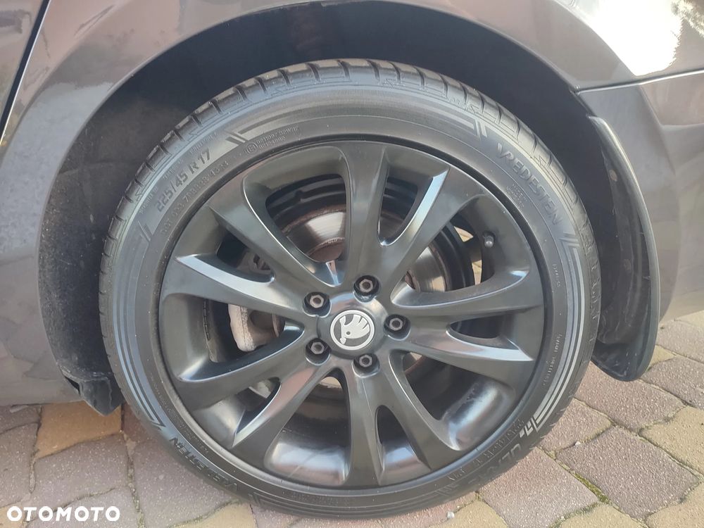 Skoda Superb 2.0 TDI Ambition - 16