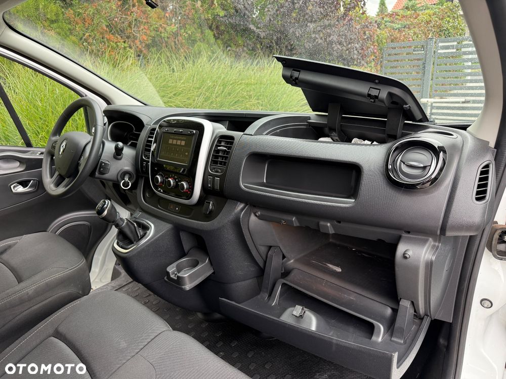 Renault trafić - 10