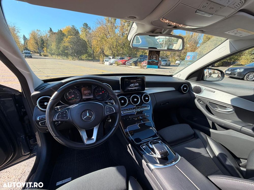 Mercedes-Benz C 200 4MATIC 7G-TRONIC - 31