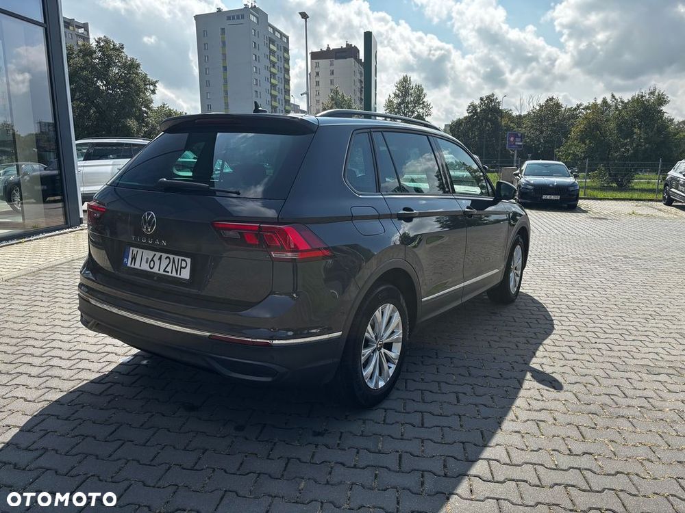 Volkswagen Tiguan 2.0 TDI Life DSG - 4