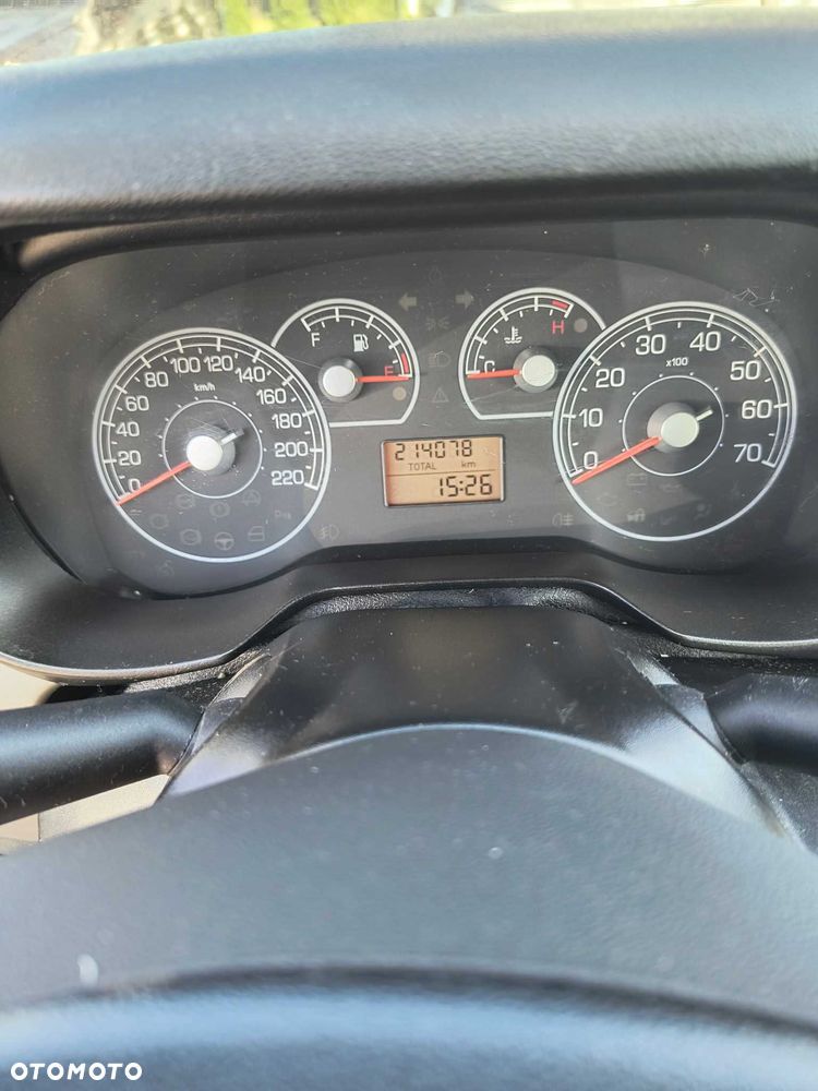 Fiat Grande Punto - 4