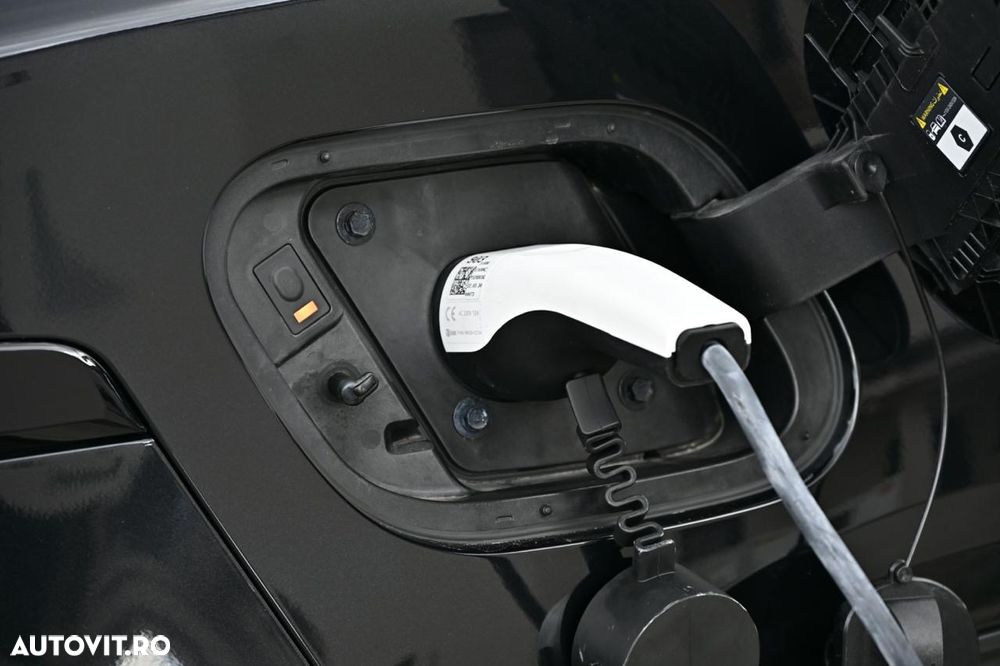 Kia Sportage 1.6 T-GDI PHEV 6AT 4x4 Style - 27