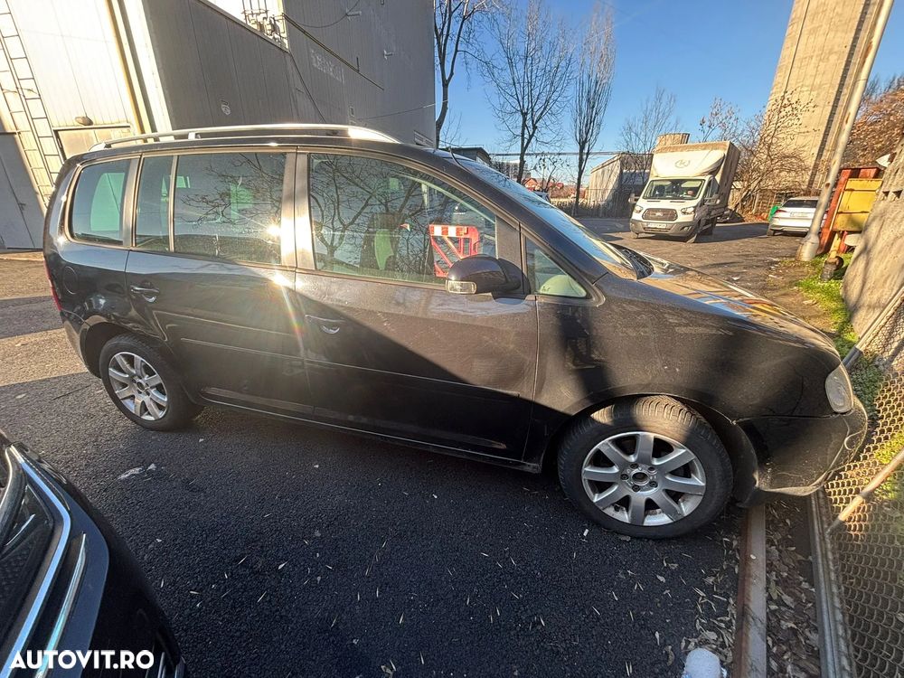 Volkswagen Touran 1.9TDI Trendline - 6