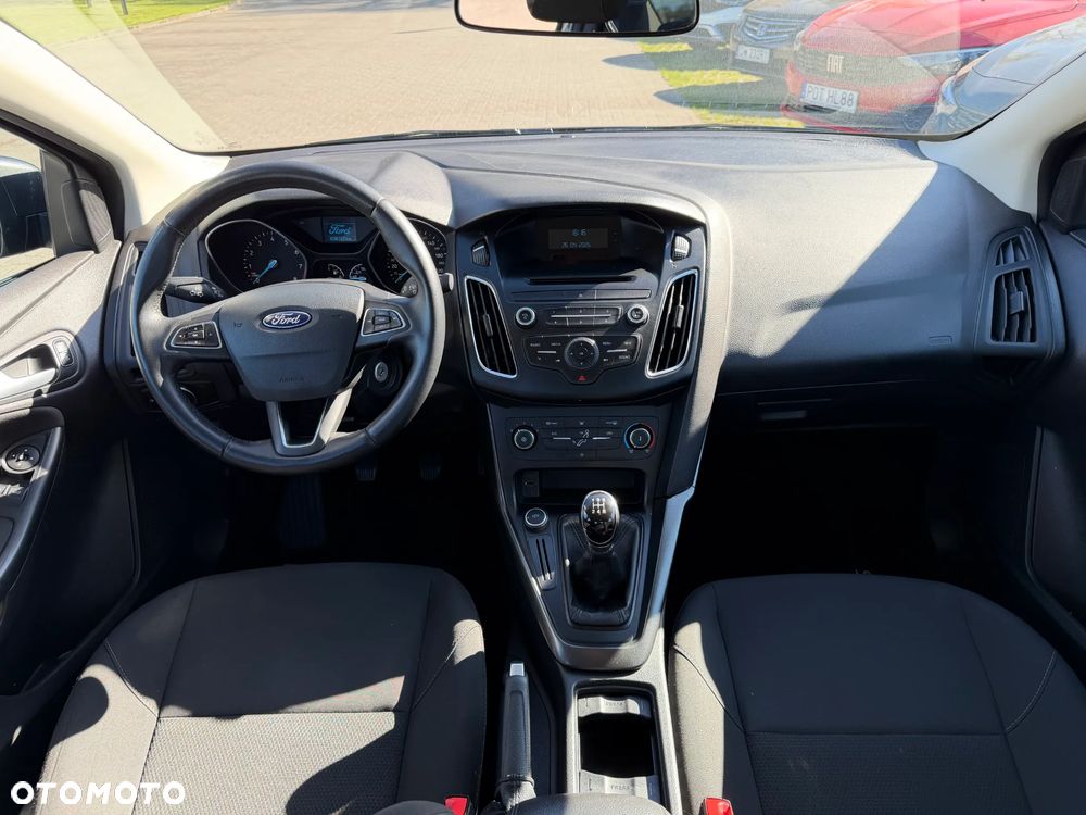 Ford Focus 1.6 SYNC Edition - 11