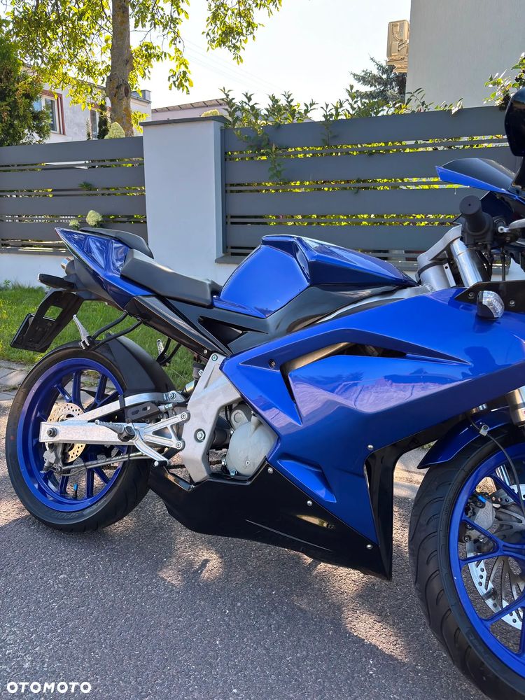 Aprilia RS - 2