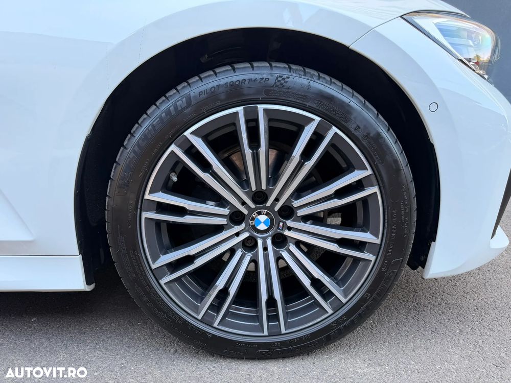 BMW Seria 3 320d xDrive AT MHEV - 14
