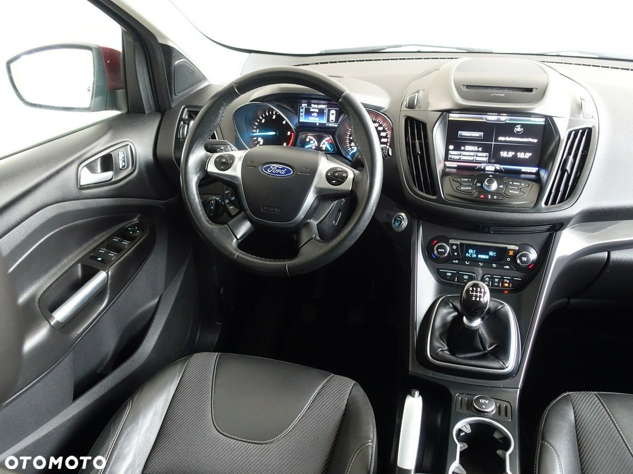 Ford Kuga 2.0 TDCi 2x4 Titanium - 23